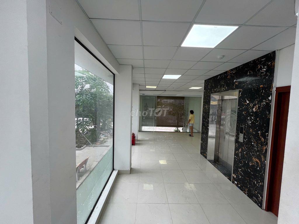 Cho thuê văn phòng mặt bằng tầng 1 tại Nguyễn Xiển 50 m2