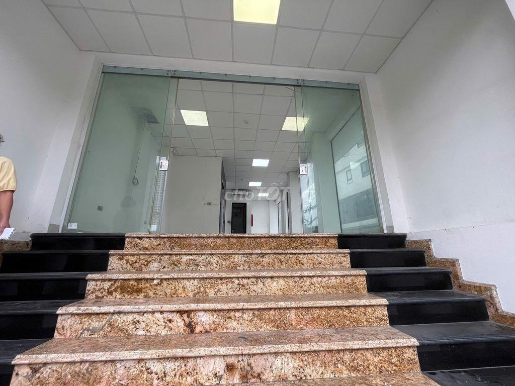 Cho thuê văn phòng mặt bằng tầng 1 tại Nguyễn Xiển 50 m2