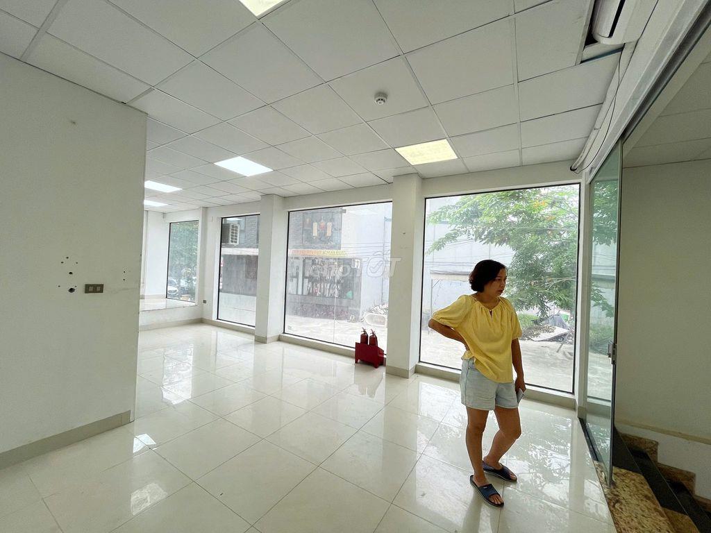 Cho thuê văn phòng mặt bằng tầng 1 tại Nguyễn Xiển 50 m2