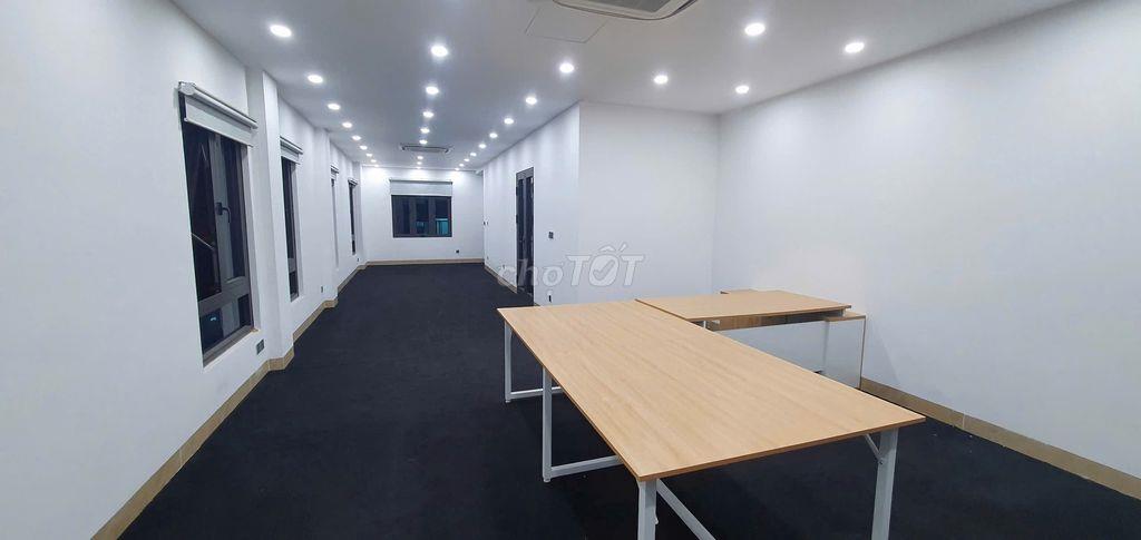 Cho thuê sàn văn phòng Nguyễn Văn Lộc,  Mỗ lao 80 m2/T, sàn thông đẹp