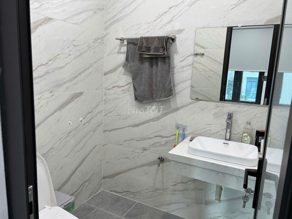Cho thuê sàn văn phòng Nguyễn Văn Lộc,  Mỗ lao 80 m2/T, sàn thông đẹp