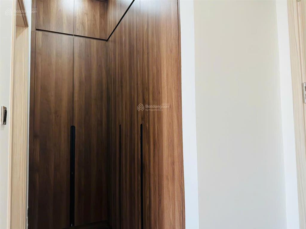 Cho thuê gấp căn hộ 3pn midtown m6, căn góc mát mẻ nhà đủ nội thất