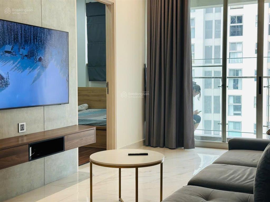 Cho thuê gấp căn hộ 3pn midtown m6, căn góc mát mẻ nhà đủ nội thất