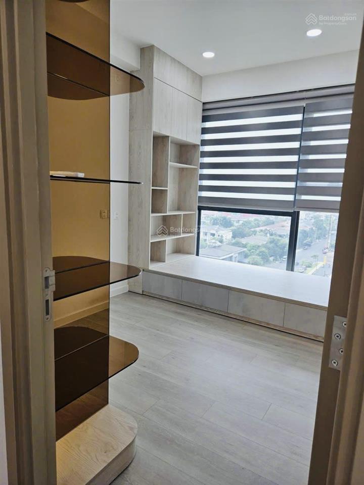 Cho thuê gấp căn hộ mới the antonia, phú mỹ hưng, 2pn nội thất cao cấp. giá rẻ