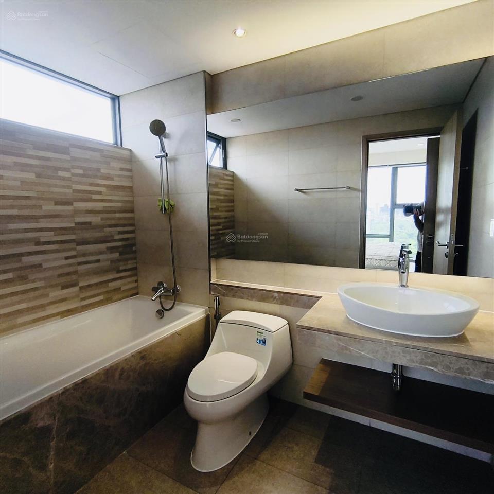 Cho thuê gấp căn hộ urban hill nhà đẹp giá tốt thị trường
