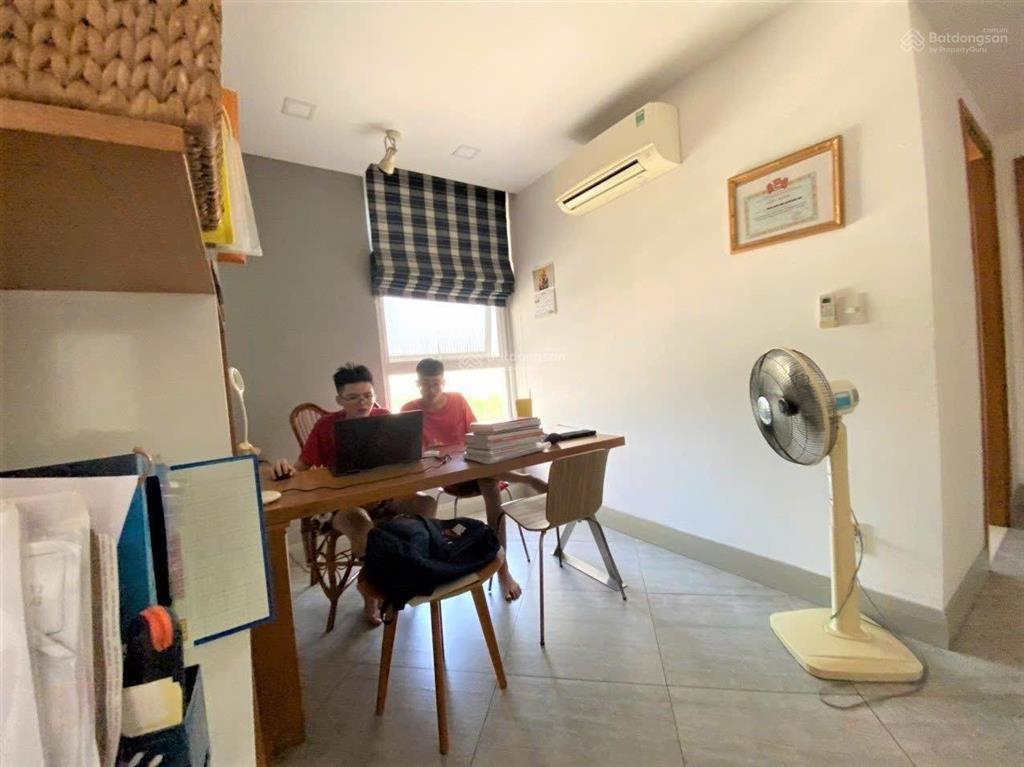 Cho thuê gấp 2pn căn hộ starhill phú mỹ hưng, 112m2 nhà đẹp ở luôn