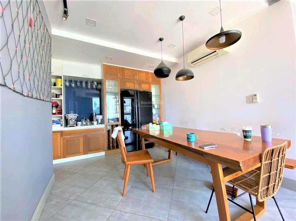 Cho thuê gấp 2pn căn hộ starhill phú mỹ hưng, 112m2 nhà đẹp ở luôn