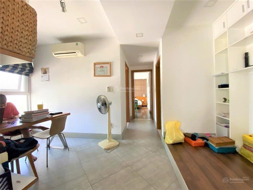 Cho thuê gấp 2pn căn hộ starhill phú mỹ hưng, 112m2 nhà đẹp ở luôn