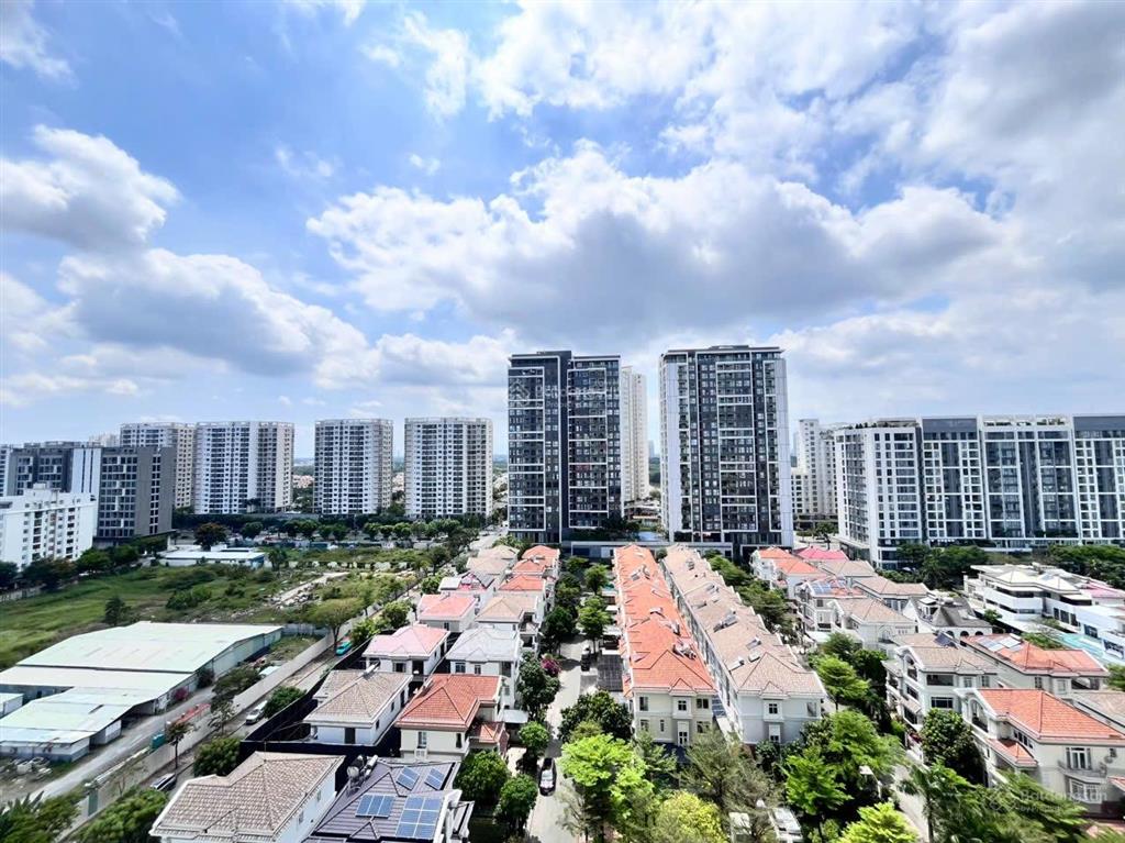 Cho thuê nhanh căn hộ cảnh viên 1,2,3 phú mỹ hưng, 3pn nội thất mới căn góc