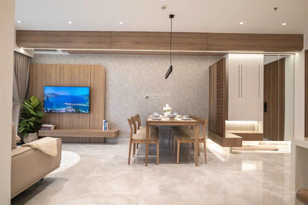 Cho thuê nhanh căn hộ 3pn midtown căn góc view sông, giá hấp dẫn 35tr