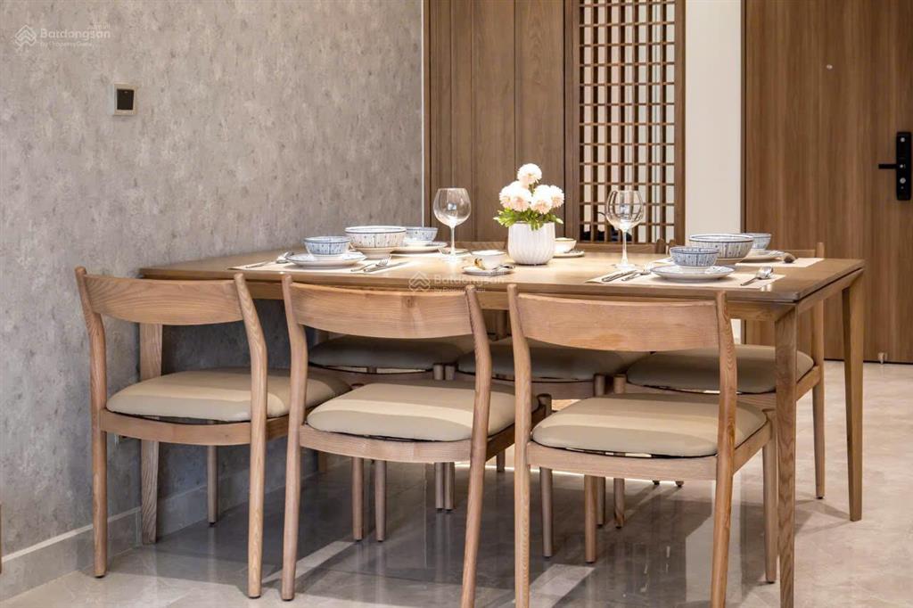 Cho thuê nhanh căn hộ 3pn midtown căn góc view sông, giá hấp dẫn 35tr