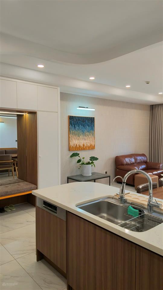 Cho thuê nhanh căn hộ midtown 3pn nhà mới đẹp