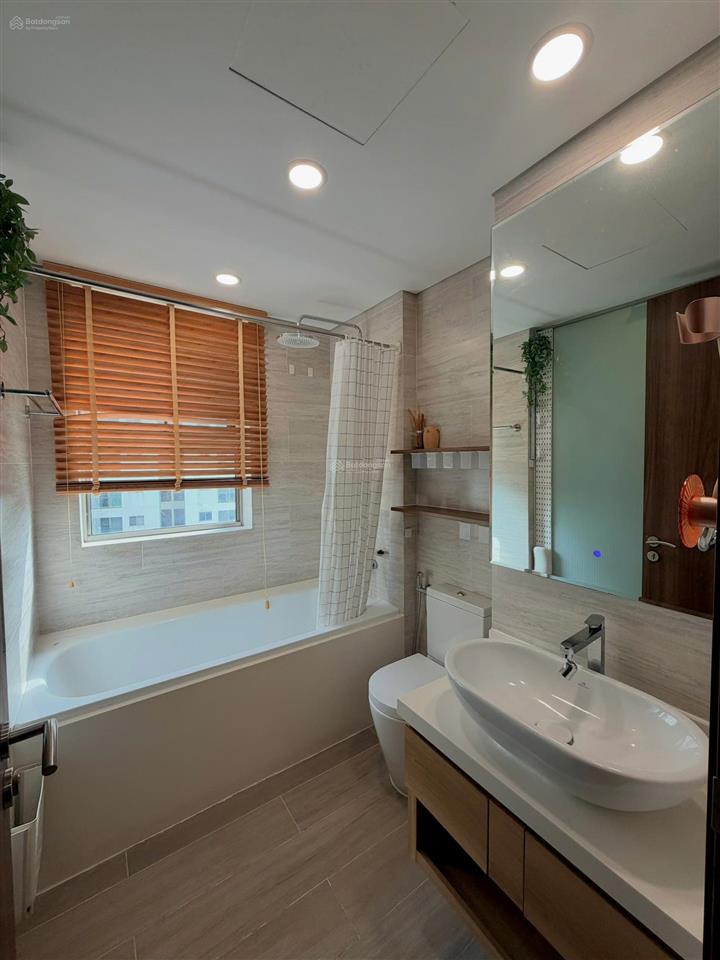 Cho thuê nhanh căn hộ midtown 3pn nhà mới đẹp