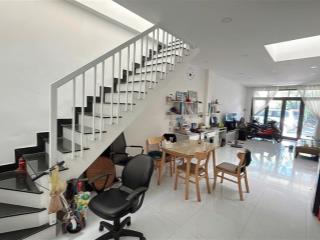 Nhà đẹp Vĩnh Thái, Nam Nha Trang, 2PN, 3 giếng trời, 4.6 tỷ