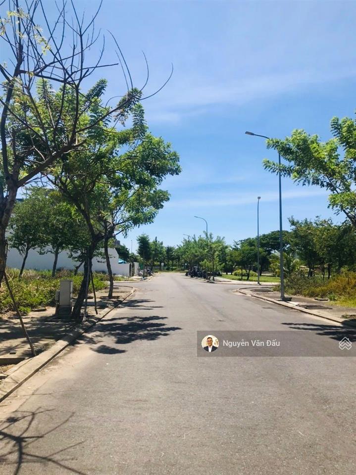 Bán lô fpt đà nẵng 180m2 (7.5x24m) vị trí đẹp, hướng nam