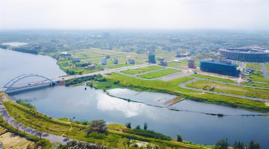 Giá tốt bán lô biệt thự fpt 216m2, ngang 9m gần đại học fpt  bđs rồng đỏ chuyên fpt