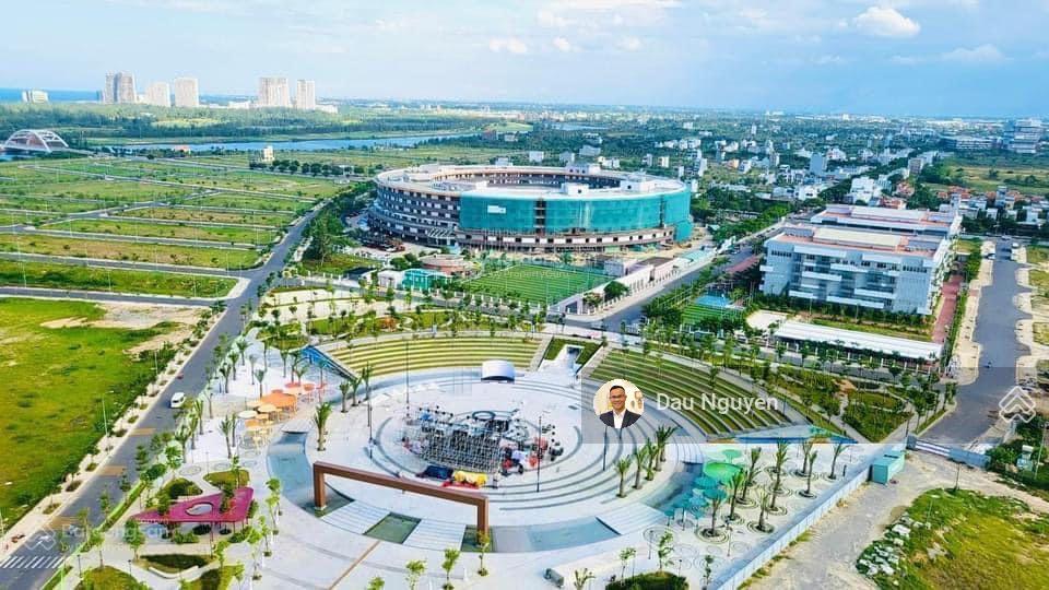 Bán căn fpt plaza 1, dt 69m2  2pn  full nội thất giá chỉ 3.1 tỷ  tầng cao