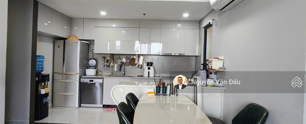 Fpt plaza 2, căn 3pn 78.5m2  tầng trung, view biển. giá 3.5 tỷ. sẵn sổ đỏ công chứng