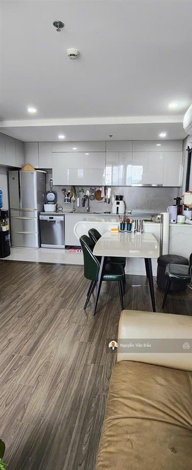 Fpt plaza 2, căn 3pn 78.5m2  tầng trung, view biển. giá 3.5 tỷ. sẵn sổ đỏ công chứng