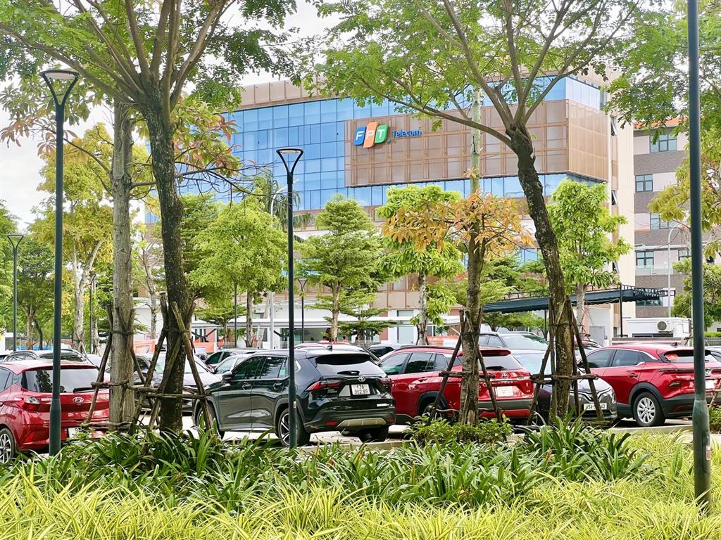 Bán căn góc fpt plaza 3  tầng 7  view đẹp giá tốt   0905 318 *** mr đấu