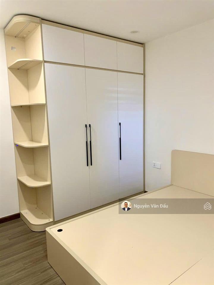 Cho thuê căn hộ 2pn fpt plaza 3, view quảng trường, hướng mát, đầy đủ nội thất đẹp. ở được ngay.
