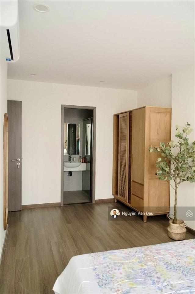 Cho thuê căn hộ 2pn fpt plaza 3, view quảng trường, hướng mát, đầy đủ nội thất đẹp. ở được ngay.