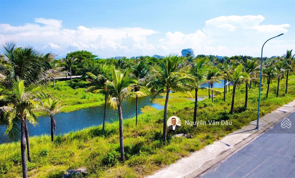 Bán nhà thô fpt 3 tầng, giá tốt, thuận lợi ở hoặc kinh doanh  bđs rồng đỏ chuyên fpt city