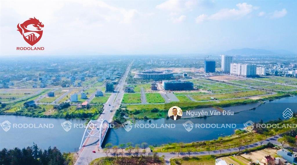 Hàng vip lô 2 mặt tiền fpt chỉ 7.5 tỷ, ngay sát kênh sinh thái  bđs rồng đỏ chuyên fpt city
