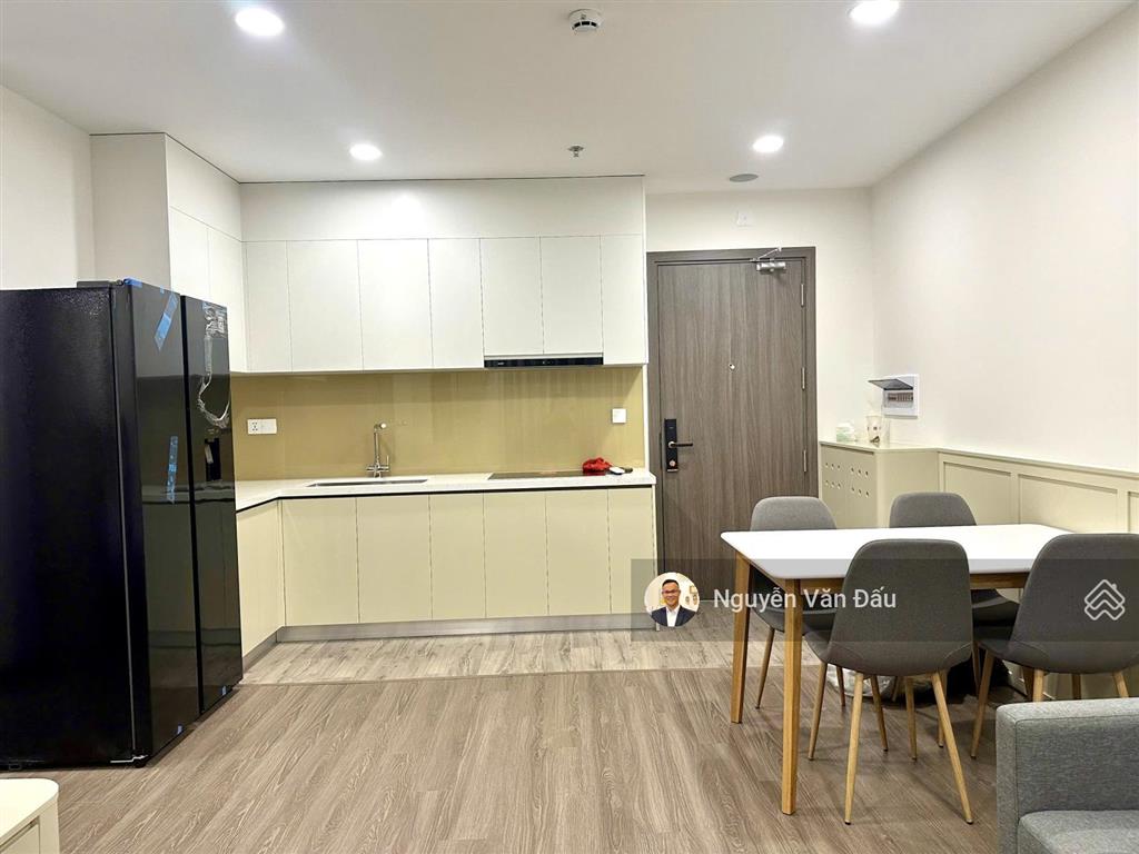 Bán căn góc 2pn fpt plaza 3 tầng cao, đầy đủ nội thất đẹp  bđs rồng đỏ chuyên căn hộ fpt plaza 3