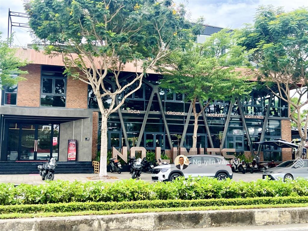 Cho thuê lâu dài 500m2 đất 3 mặt tiền fpt đường nam kỳ khởi nghĩa. vị trí sát sông cổ cò  view đẹp