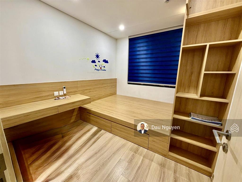 Bán căn góc fpt plaza 1, dt 58m2  2pn  full nội thất giá chỉ 2.5 tỷ  tầng trung