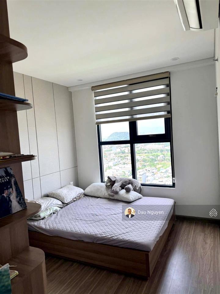 Bán căn góc fpt plaza 2, dt 73m2  2pn  đầy đủ nội thất đẹp, tầng cao view biển giá chỉ 3,4 tỷ