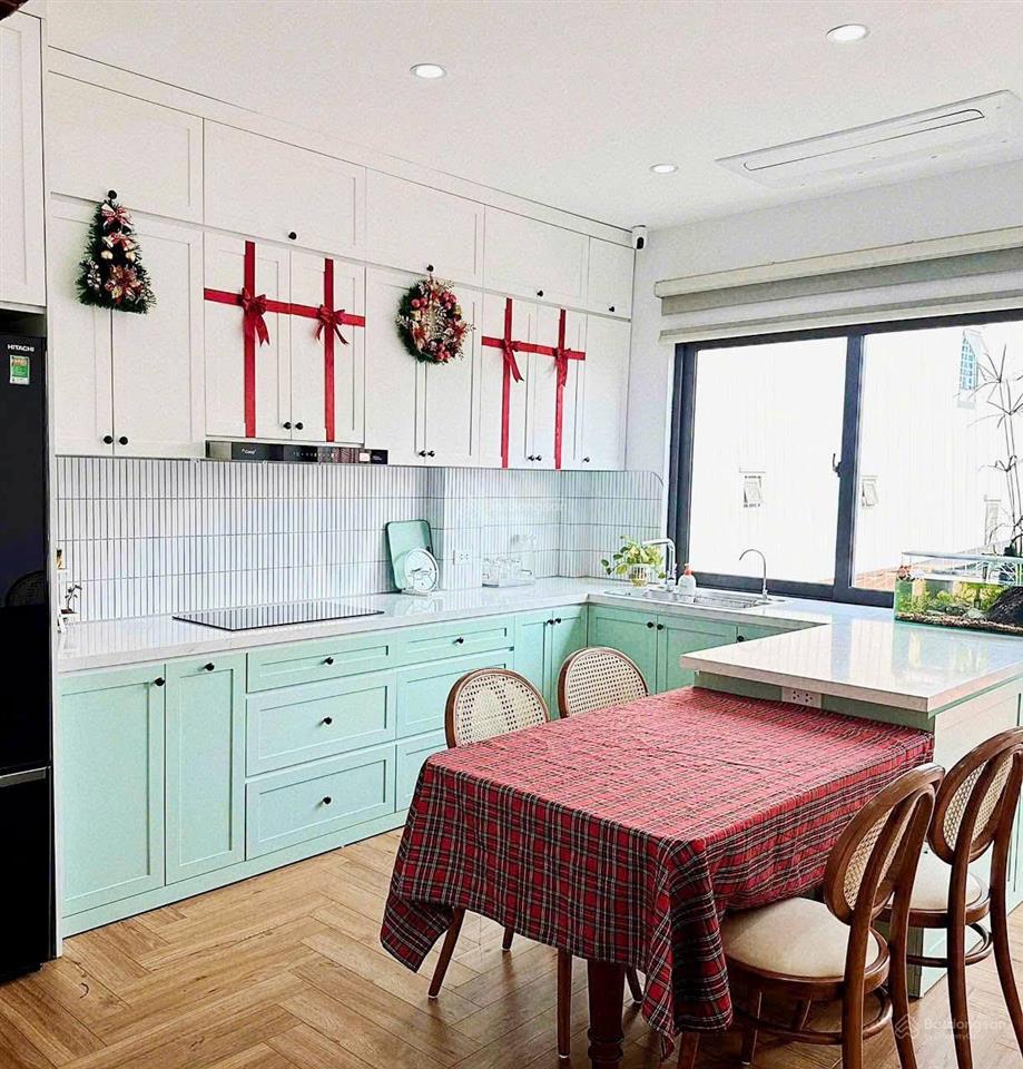 Bán bt tại kim ngưu, 13,2 tỷ, 46m2, 4pn, 4wc, pháp lý đầy đủ, view đẹp