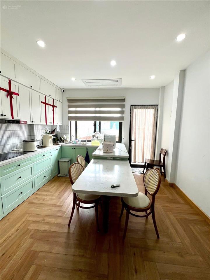 Bán bt tại kim ngưu, 13,2 tỷ, 46m2, 4pn, 4wc, pháp lý đầy đủ, view đẹp