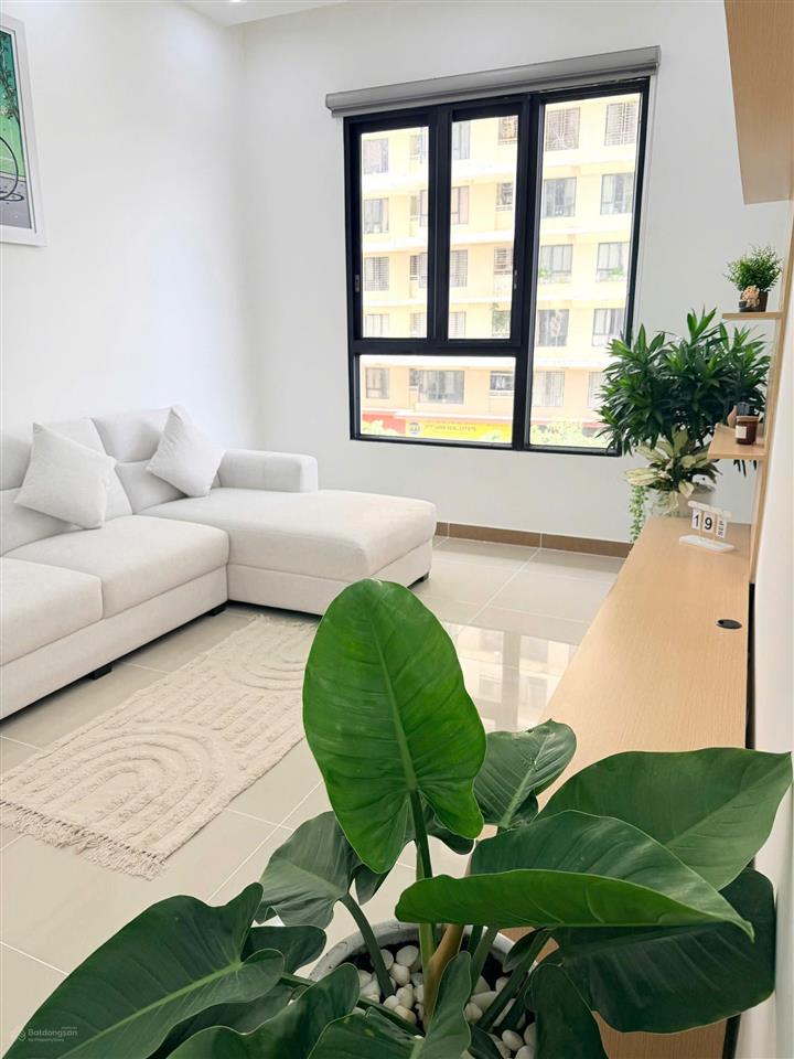 Bán gấp căn hộ era town đức khải, 85m2, 2 pn, giá 2,8 tỷ