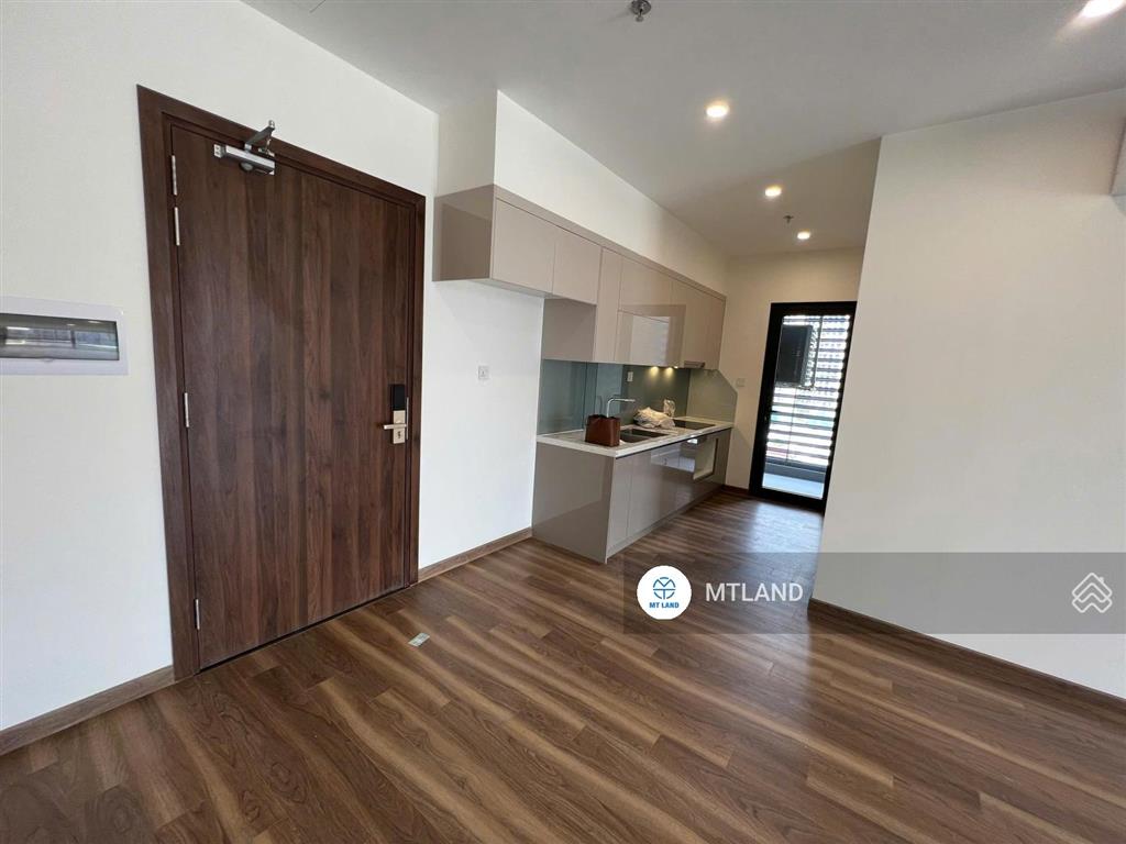 Giá sốc căn 3 ngủ phân khu metropolitan 93m2 hướng đông nam giá 5,6x tỷthanh toán tiến độ giãn