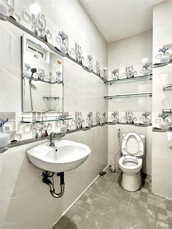 Cho thuê chdv studio tạ quang bửu, q.8