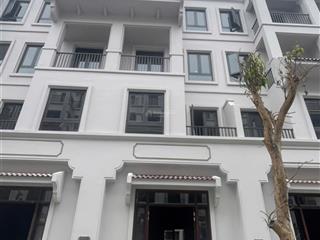 Bán căn liền kề 63m2 giá 17 tỷ bao phí. cần bán gấp trong tuần