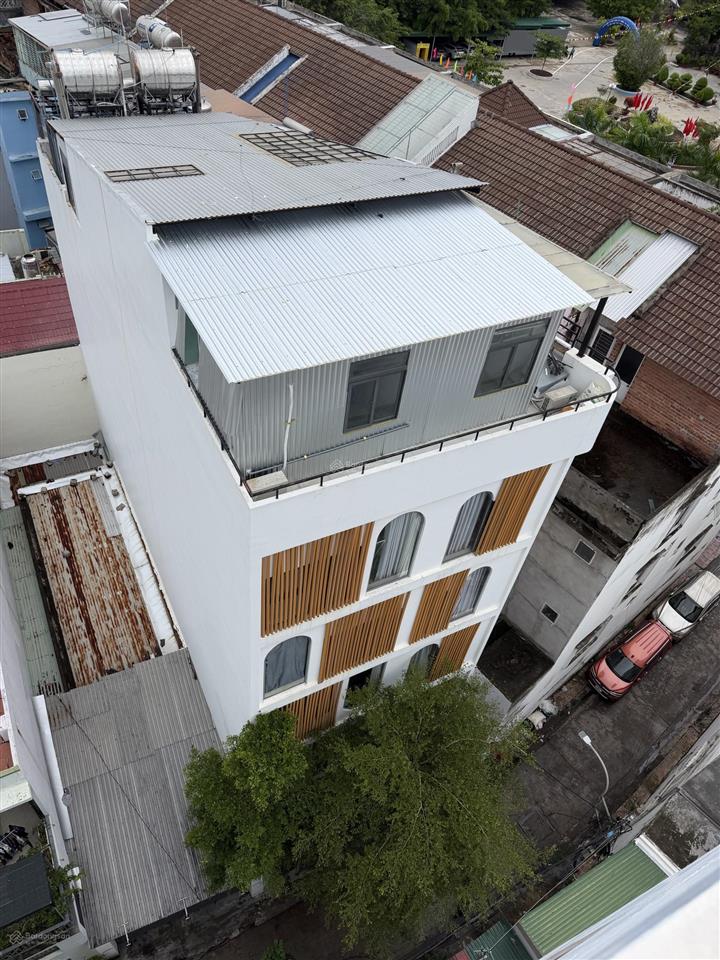 Bán tòa căn hộ studio cách biển 1km (phía bắc.
tp nha trang), đối điện trường cao đẳng du lịch