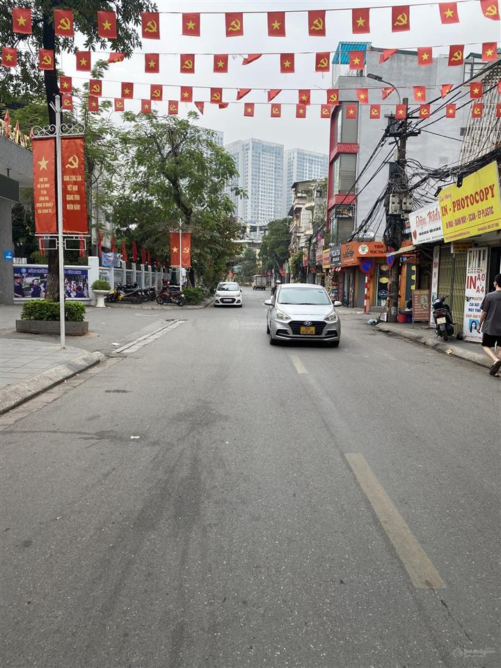 Anh trai nhà bác ruột (xịn) chỉ đạo đăng bán giúp căn nhà  hoàng đạo thành  120m2  lô góc 3 mt