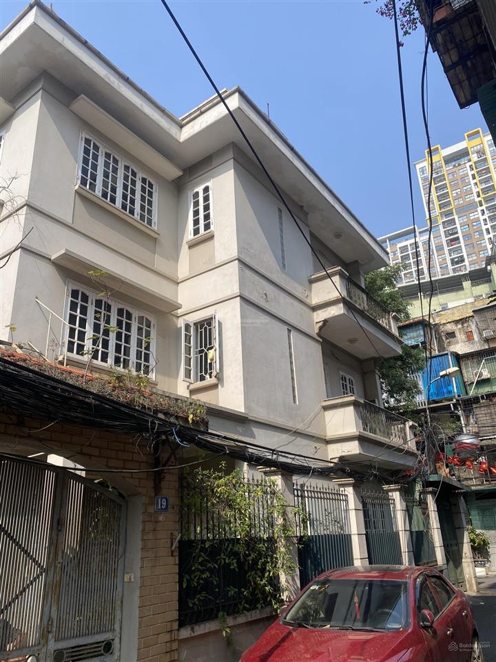 Anh trai nhà bác ruột (xịn) chỉ đạo đăng bán giúp căn nhà  hoàng đạo thành  120m2  lô góc 3 mt