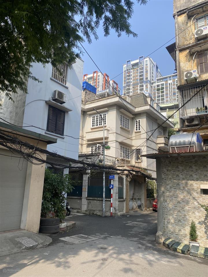 Anh trai nhà bác ruột (xịn) chỉ đạo đăng bán giúp căn nhà  hoàng đạo thành  120m2  lô góc 3 mt