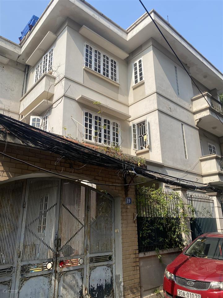 Anh trai nhà bác ruột (xịn) chỉ đạo đăng bán giúp căn nhà  hoàng đạo thành  120m2  lô góc 3 mt