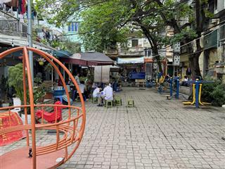 Chính chủ em bán căn hộ chung cư mặt đất phố 8/3 trung tậm quận hbt 75 m2  2 ngủ 2 wc giá 5.39tỷ