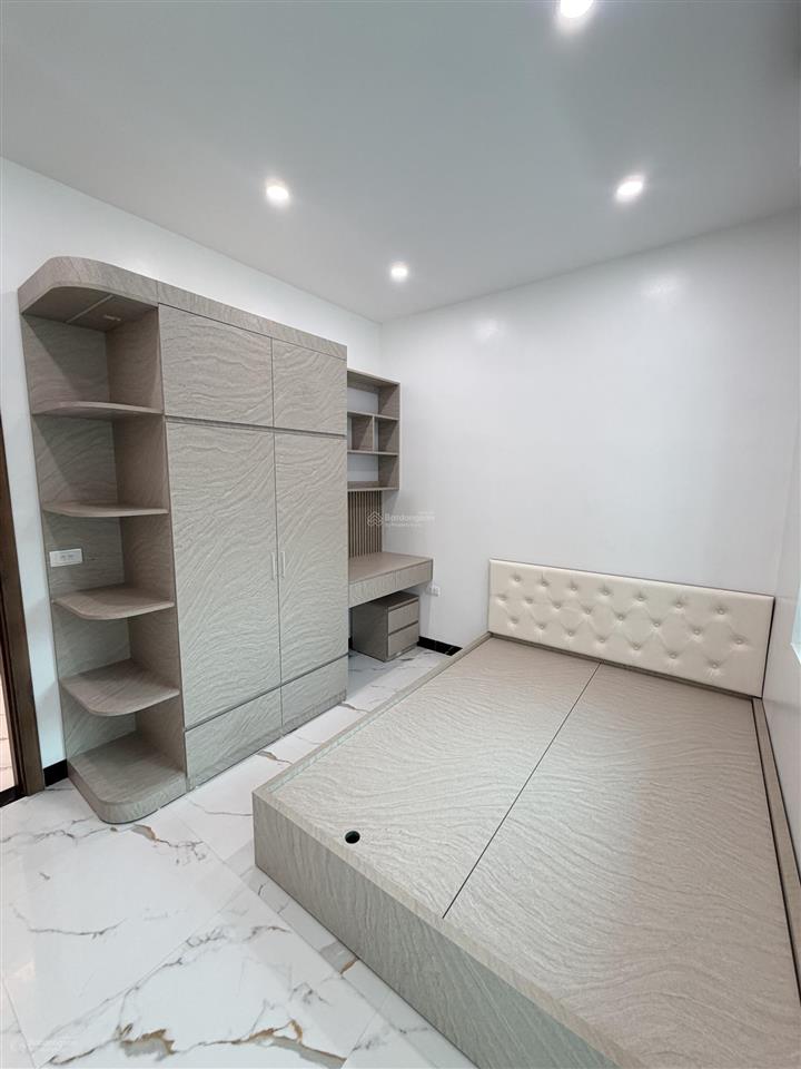 Chính chủ em bán căn hộ 65m2  2 phòng ngủ  2 wc, full nội thất tại mai động  giá 3.63 tỷ