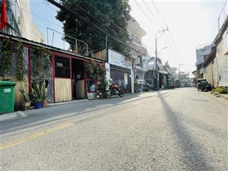 P. hiệp phú, xe tải thông tránh nhau quay đầu 80 m2 full thổ cư, nhà cấp 4 chỉ 5.8 tỷ .