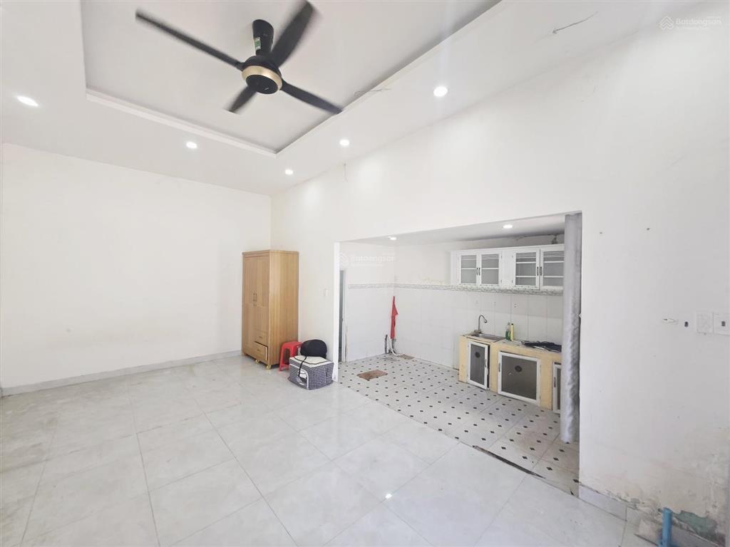 P. plb, hẻm mặt tiền kinh doanh nhỏ lẻ gần metro bình thái 40m2 bán gấp chỉ 2.85 tỷ.