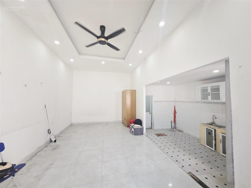 P. plb, hẻm mặt tiền kinh doanh nhỏ lẻ gần metro bình thái 40m2 bán gấp chỉ 2.85 tỷ.