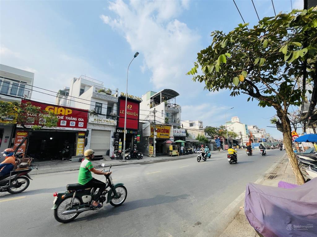 P. linh đông, mặt tiền kha vạn cân, nhà nát 52m2 gấp bán chỉ 3.6 tỷ.