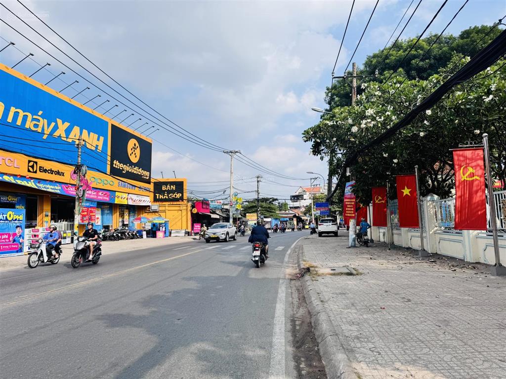 P. bình chiểu, hxh, chính chủ 20 năm, nhà 2t 72m2 rộng 4.5m bán gấp chỉ 3.7 tỷ